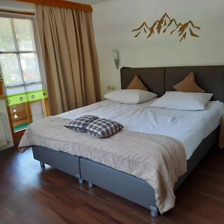 Forsthaus Falkner Gasthuis Sölden